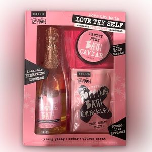 Halle By Peyton “Love Thy Bath, Love Thy Self” Gift Set